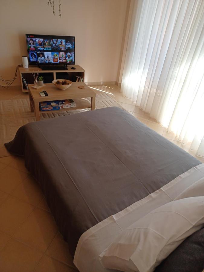 Feel At Home - Kalamata - Near The Center Exterior foto