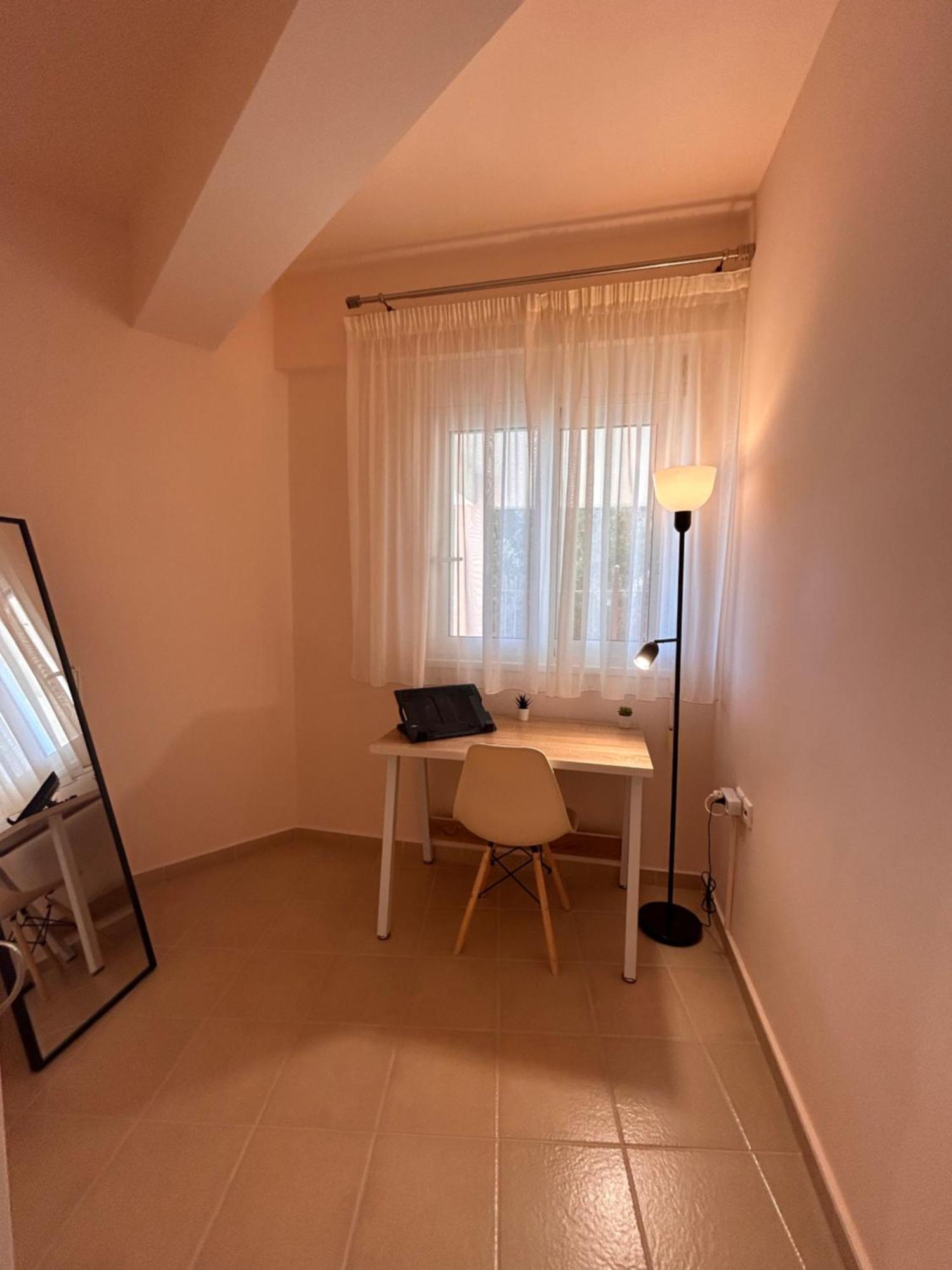 Feel At Home - Kalamata - Near The Center Exterior foto