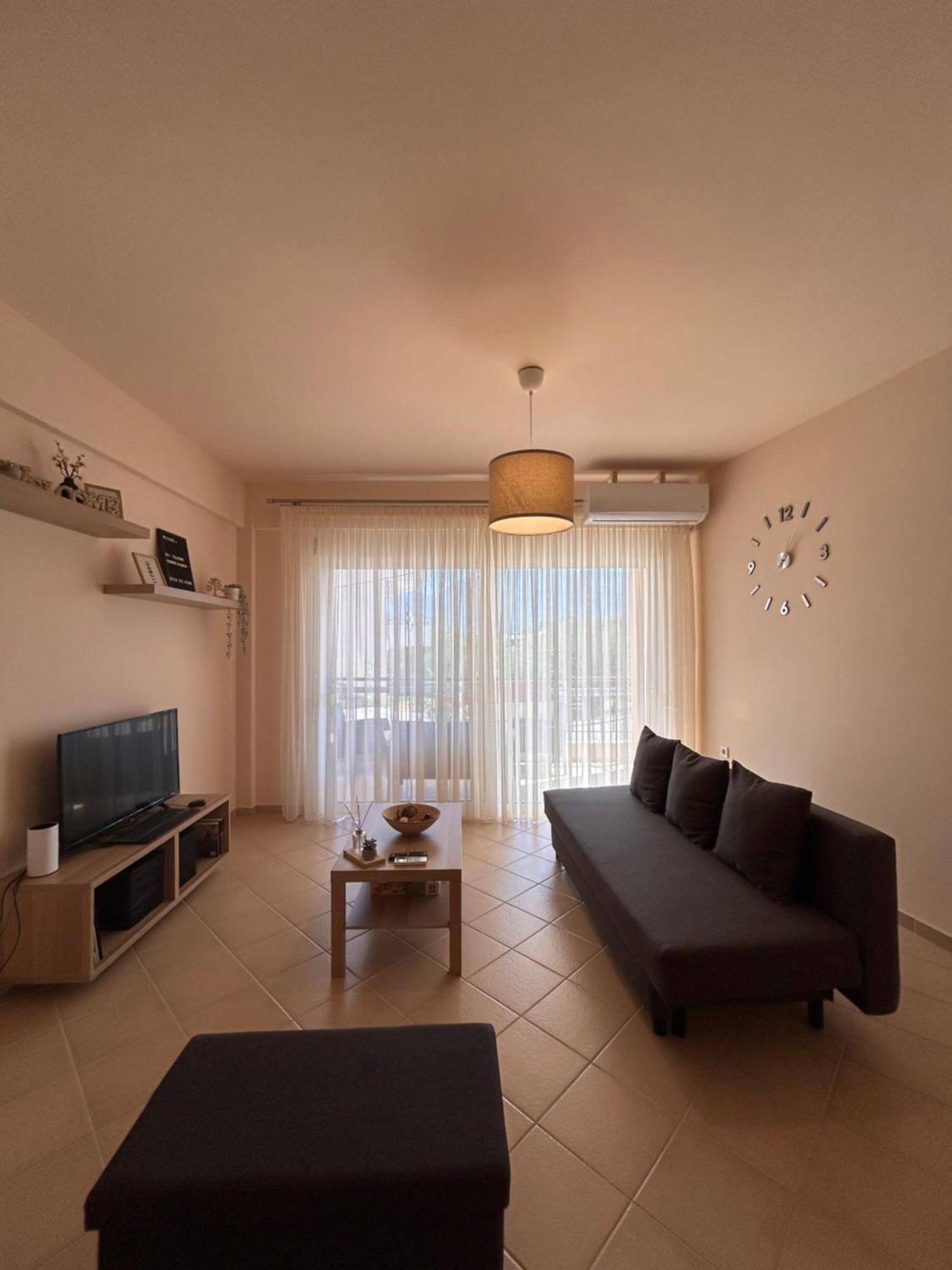 Feel At Home - Kalamata - Near The Center Exterior foto