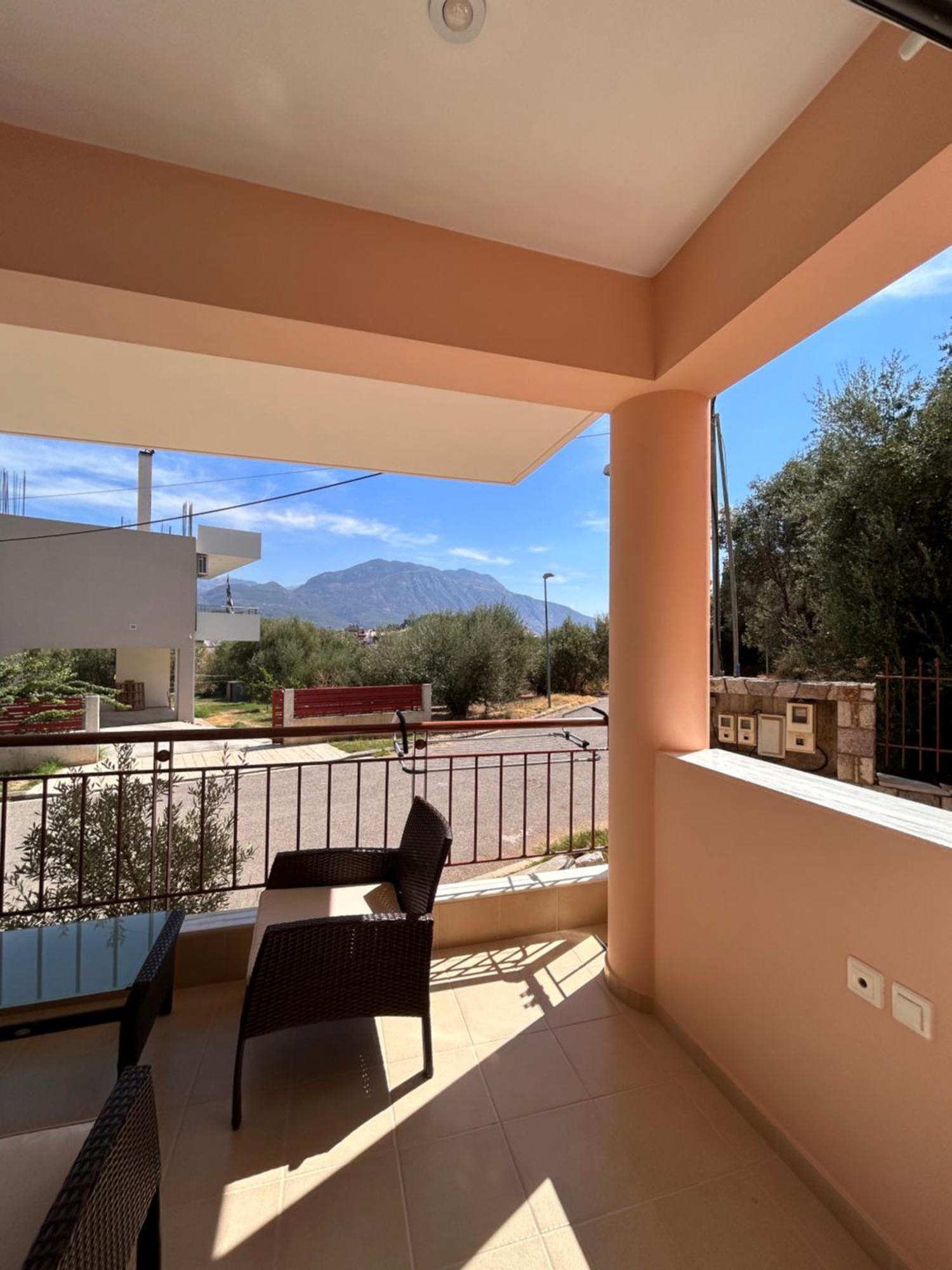 Feel At Home - Kalamata - Near The Center Exterior foto