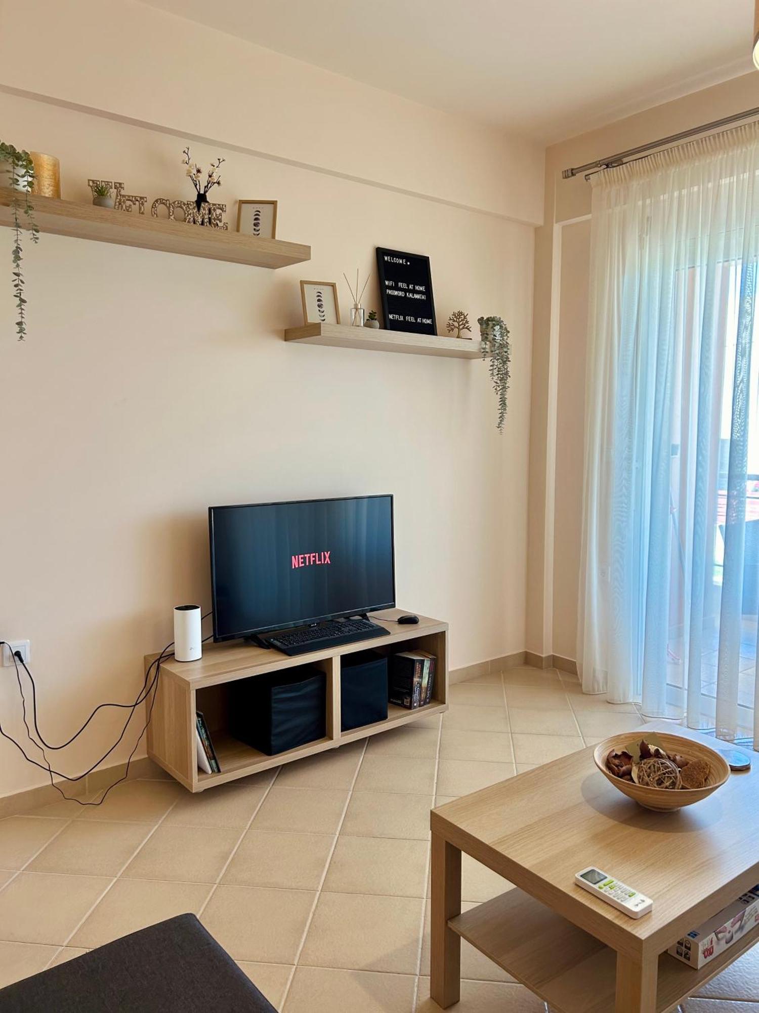 Feel At Home - Kalamata - Near The Center Exterior foto